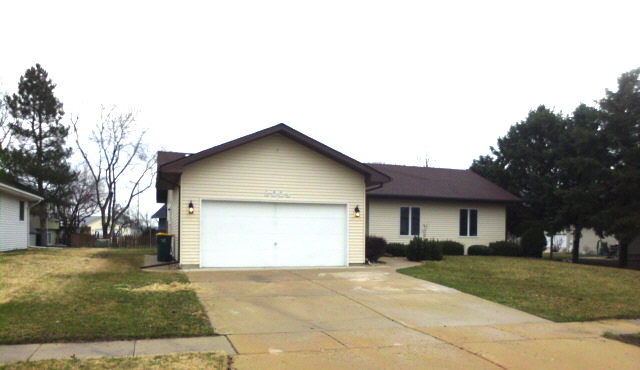 Property Photo for 2004 Hawthorne Court, PLANO, IL 60545, MLS # 08341264 Property Photo for 2004 Hawthorne Court, PLANO, IL 60545, MLS # 08341264