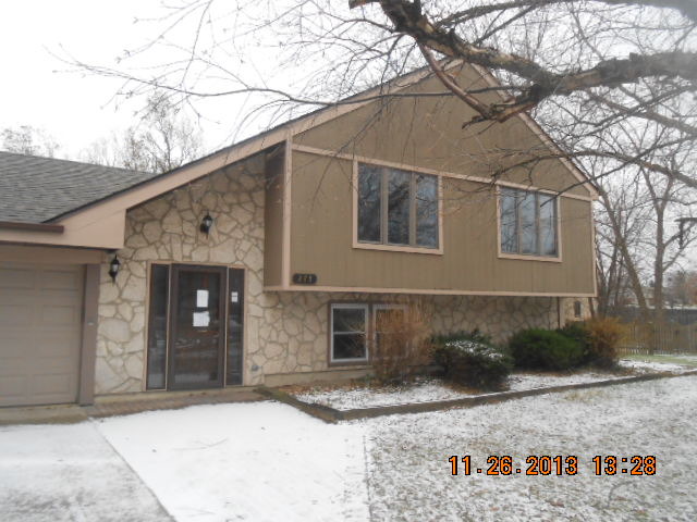 Property Photo for 277 Sterling Lane, BLOOMINGDALE, IL 60108, MLS # 08497472 Property Photo for 277 Sterling Lane, BLOOMINGDALE, IL 60108, MLS # 08497472