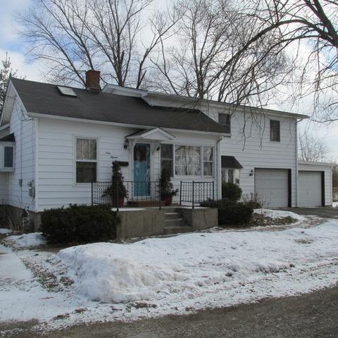 Property Photo for 915 S Hugh Street, PLANO, IL 60545, MLS # 08517551 Property Photo for 915 S Hugh Street, PLANO, IL 60545, MLS # 08517551