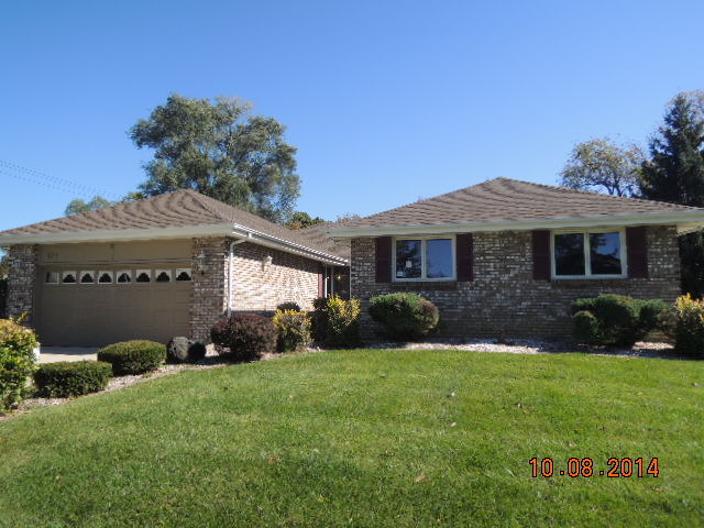 Property Photo for 171 St Francis Court, BLOOMINGDALE, IL 60108, MLS # 08548375 Property Photo for 171 St Francis Court, BLOOMINGDALE, IL 60108, MLS # 08548375