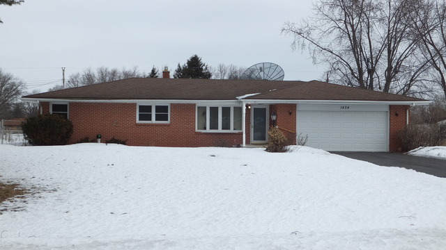 Property Photo for 1424 Lilac Lane, MACHESNEY PARK, IL 61115, MLS # 08548444 Property Photo for 1424 Lilac Lane, MACHESNEY PARK, IL 61115, MLS # 08548444