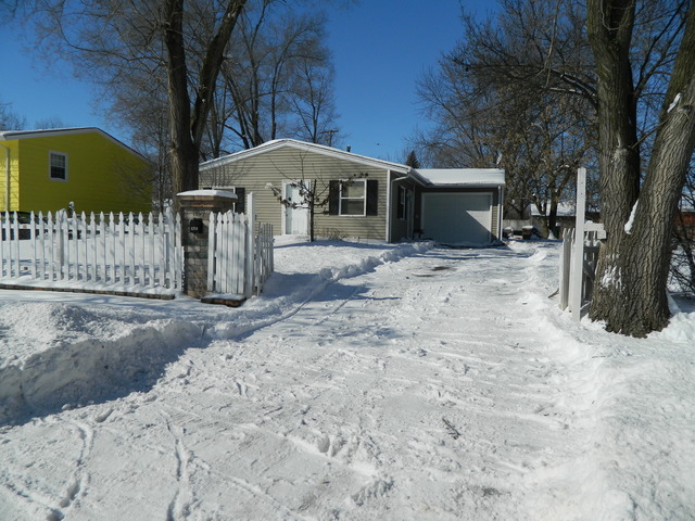 Property Photo for 1219 Hague, JOLIET, IL 60432, MLS # 08550125 Property Photo for 1219 Hague, JOLIET, IL 60432, MLS # 08550125