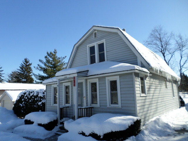 Property Photo for 27W183 Washington Avenue, WINFIELD, IL 60190, MLS # 08551778 Property Photo for 27W183 Washington Avenue, WINFIELD, IL 60190, MLS # 08551778