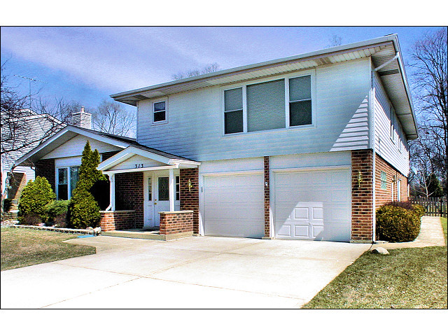 Property Photo for 313 MORNINGSIDE Drive, BLOOMINGDALE, IL 60108, MLS # 08552439 Property Photo for 313 MORNINGSIDE Drive, BLOOMINGDALE, IL 60108, MLS # 08552439