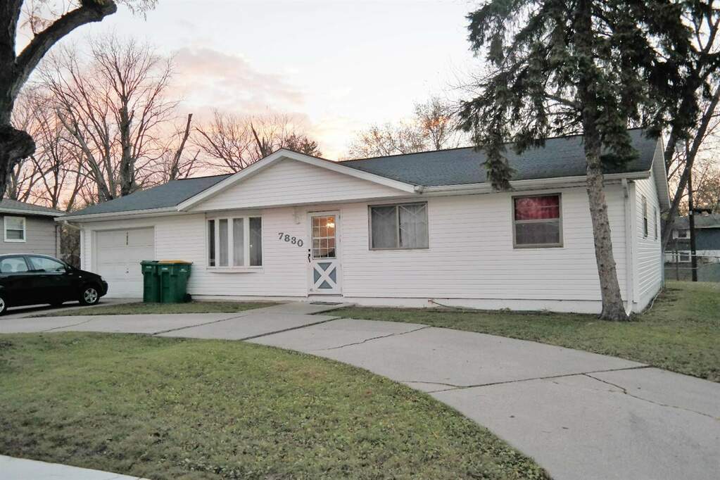 7830 Taney Place Merrillville, IN 46410 MLS 394989
