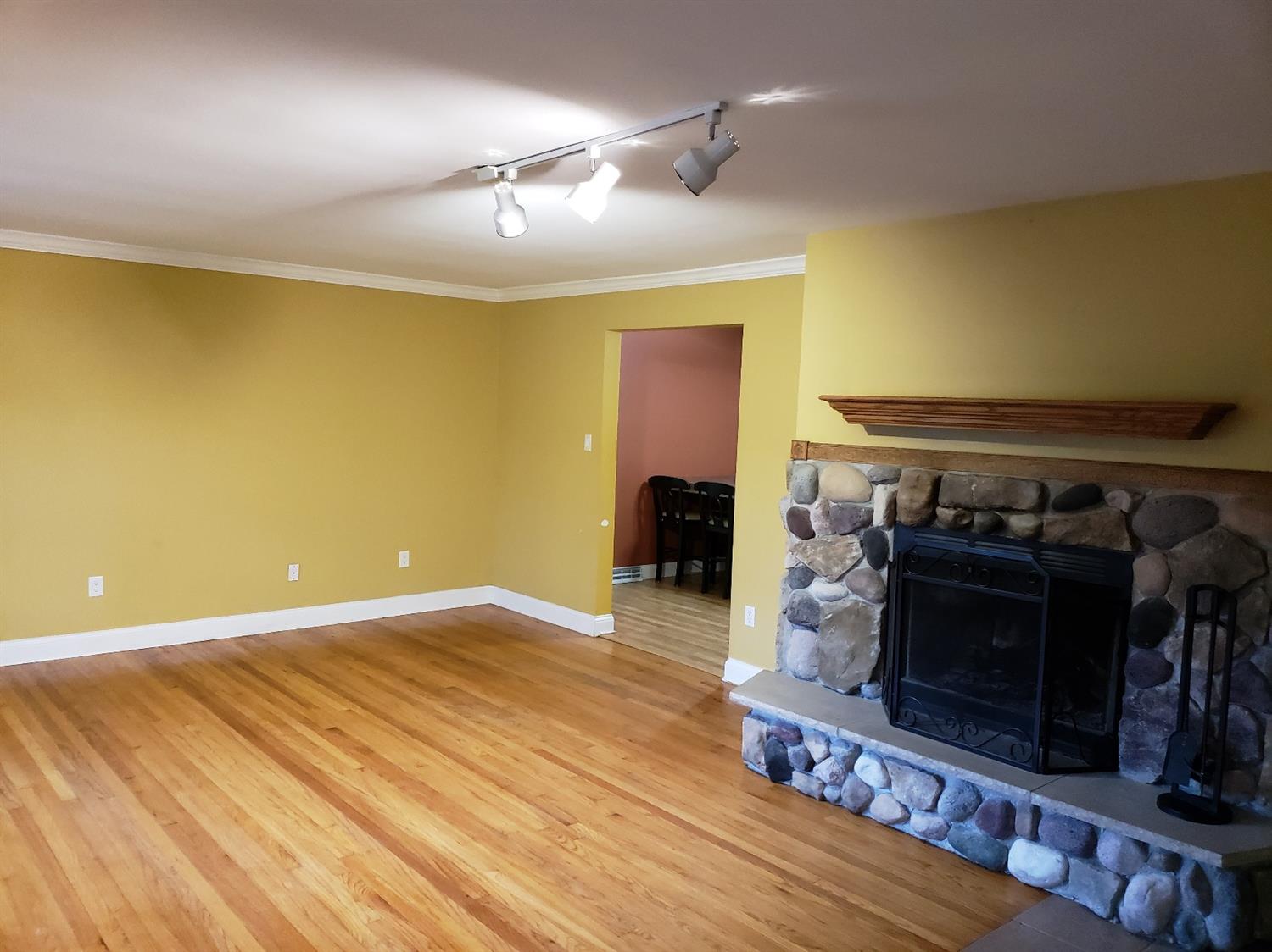 1202 S 23rd Street Chesterton, In 46304 - Image 2