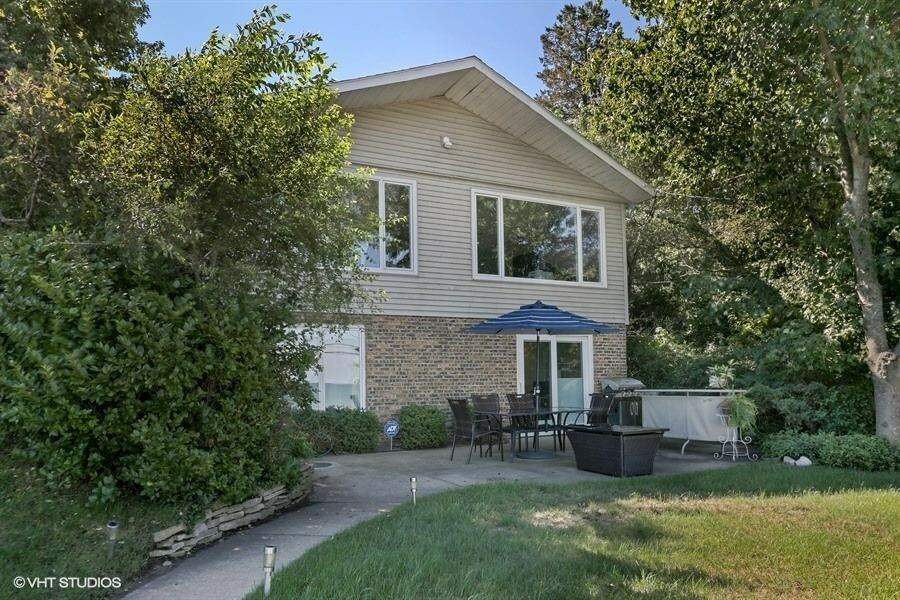 2205 W Lake Shore Drive Long Beach, IN 46360 MLS 441830 properties