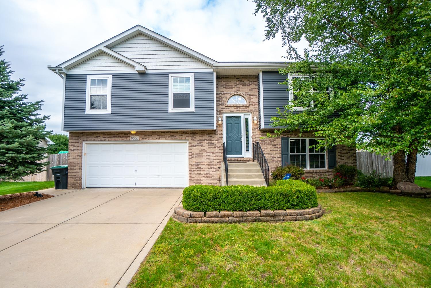 5666 W 700 N Hobart, IN 46342 MLS 443199 properties