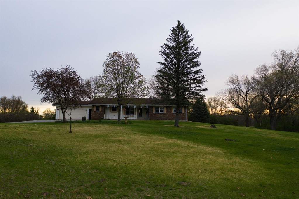 12601 N 950 W Demotte, IN 46310 MLS 448782 properties