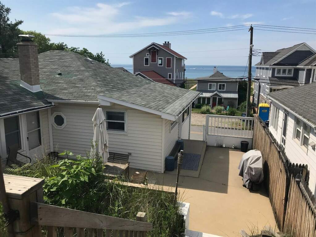 1817 Lake Shore Drive Michigan City, IN 46360 MLS 449315 properties