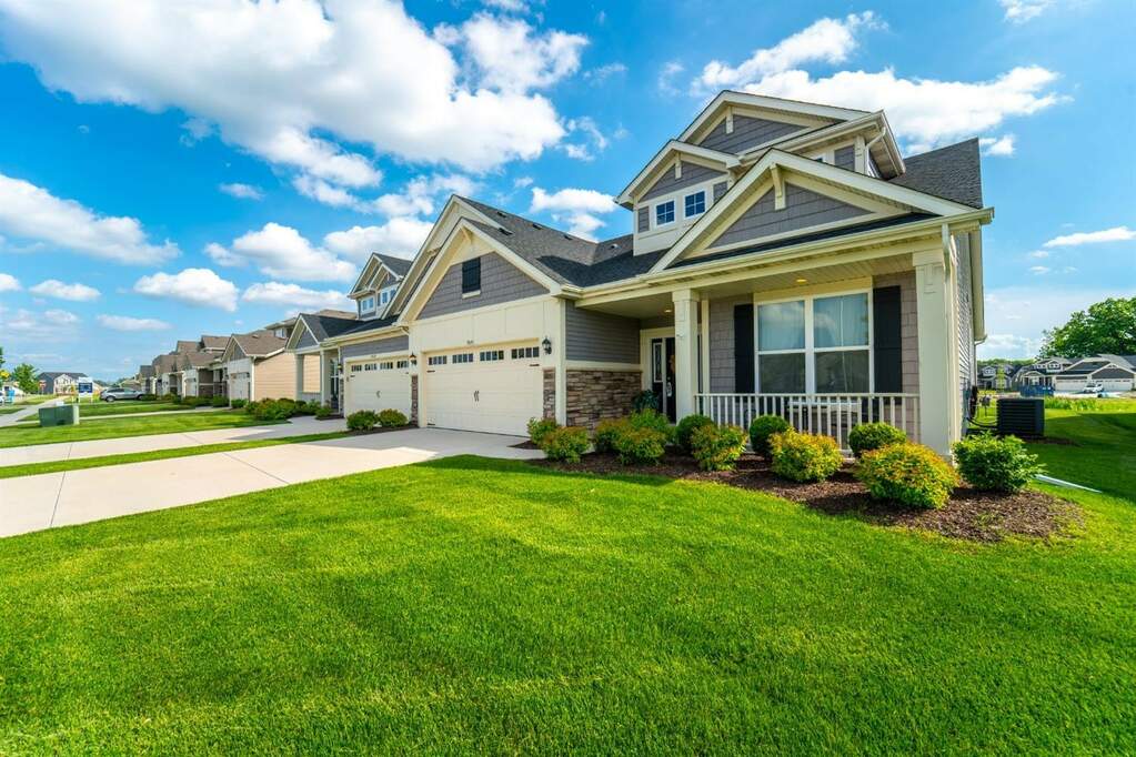 9051 Green Meadow Drive Cedar Lake, IN 46303 MLS 456305 properties