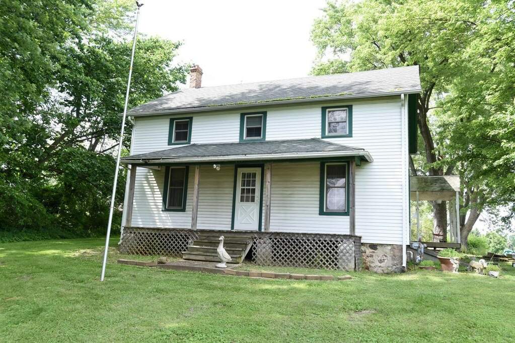 6012 E 109th Avenue Crown Point, IN 46307 MLS 456421 properties