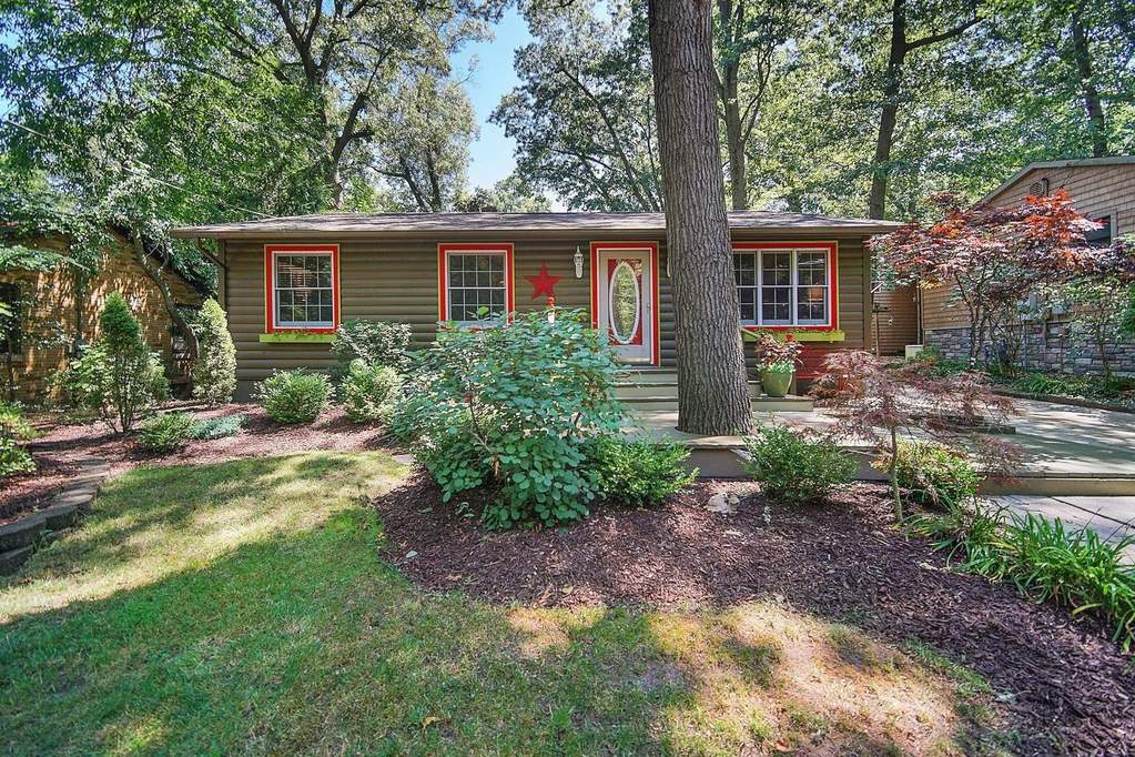 209 Dreamwold Way Michiana Shores, IN 46360 MLS 459996 properties