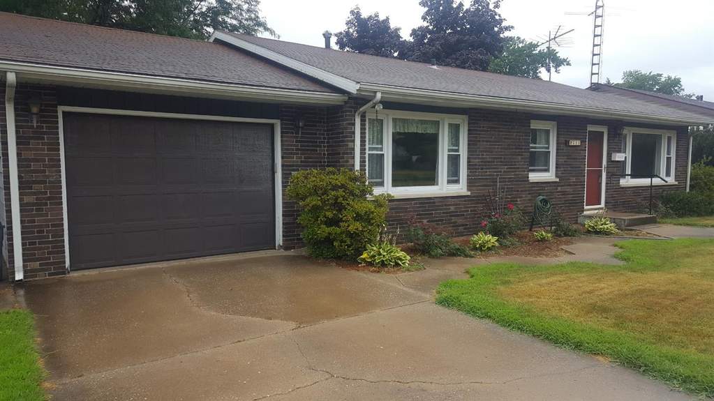 2511 S Roeske Avenue Michigan City In 46360 Mls 460317 Properties