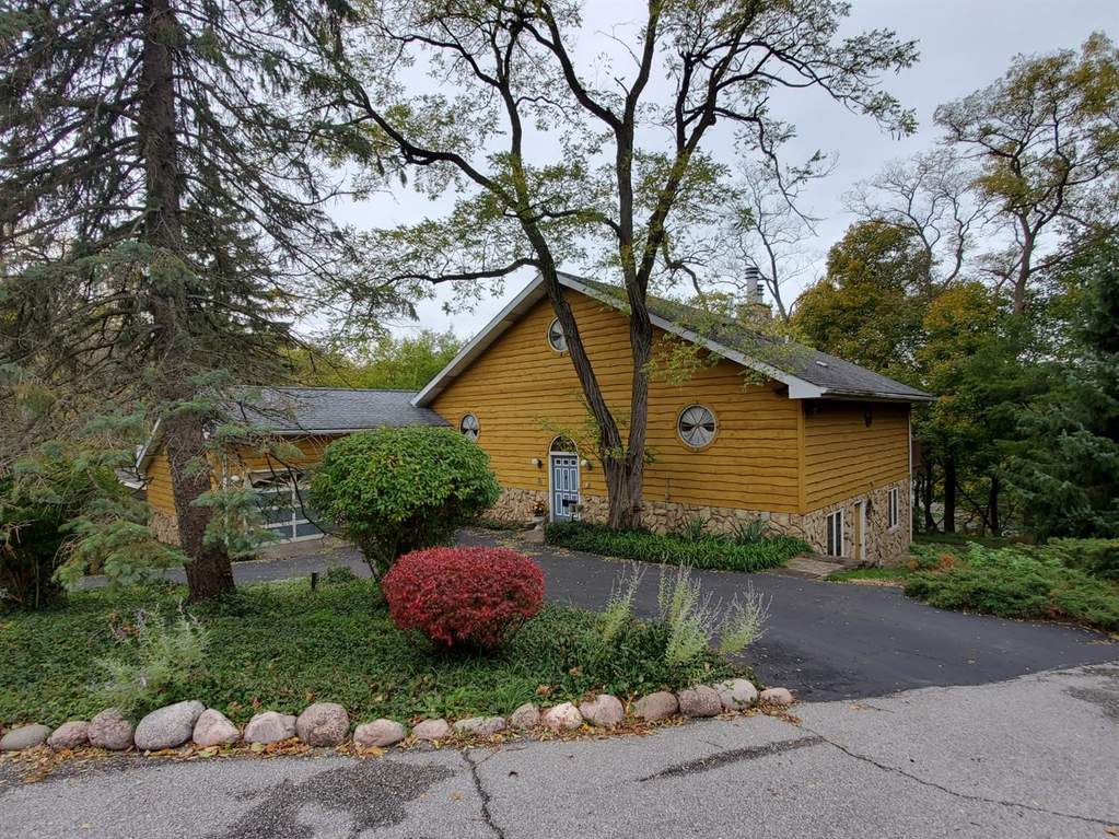 40 Sunset Trail Ogden Dunes, IN 46368 MLS 462938 properties