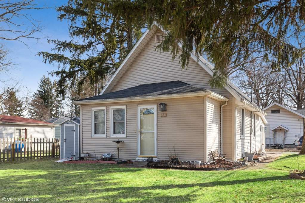 634 S Woodland Avenue Michigan City, IN 46360 MLS 471370 properties