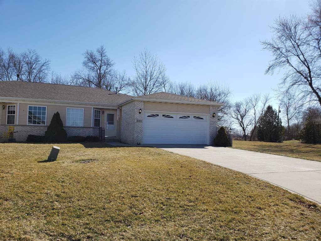 301 Carnation Street NE Demotte, IN 46310 MLS 471640 properties