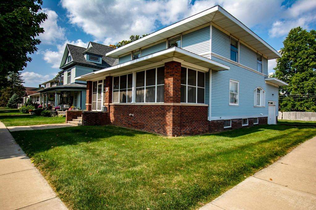 101 W Michigan Street New Carlisle, IN 46552 MLS 482295 properties