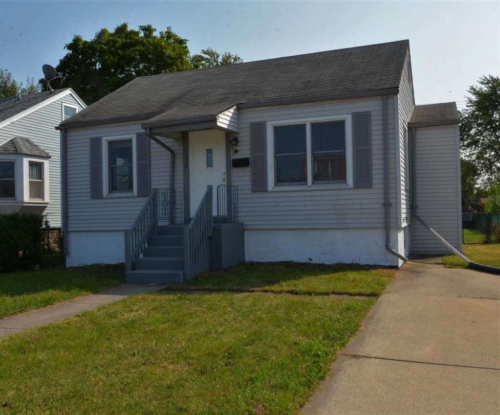1338 Hoffman Street Hammond, IN 46327 MLS 482400 1338 Hoffman Street Hammond, IN 46327 MLS 482400