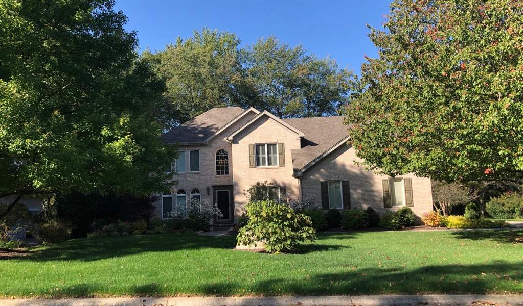 2403 Old Oak Drive Valparaiso, IN 46385 MLS 483048 properties