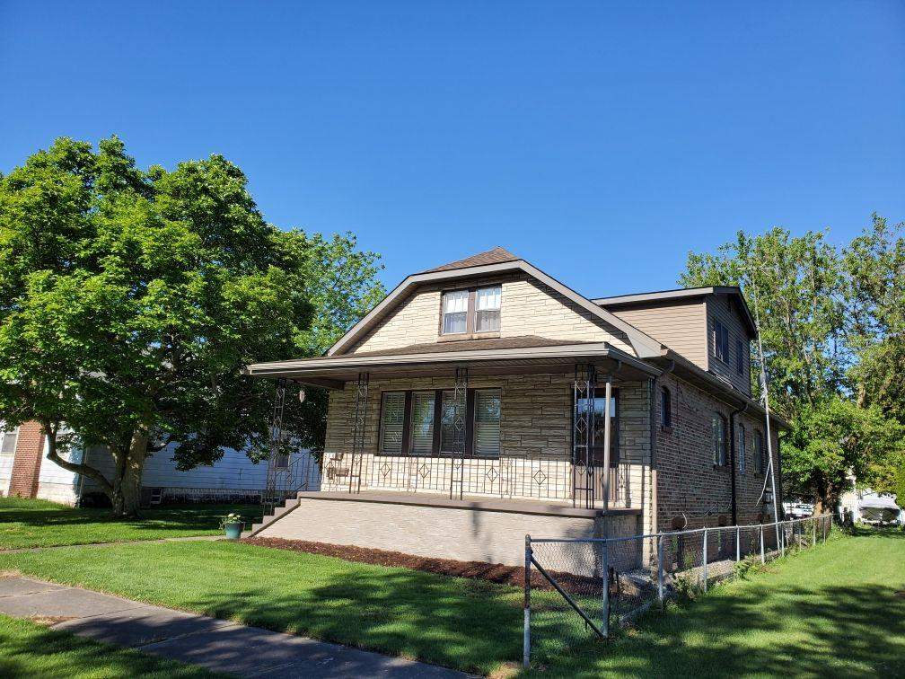 216 S Ash Street Hobart, IN 46342 MLS 494014 properties