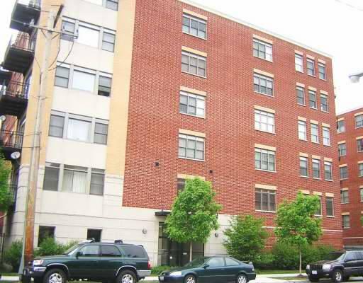 2330 W St.paul #202 Chicago, Illinois 60647 - Image 1