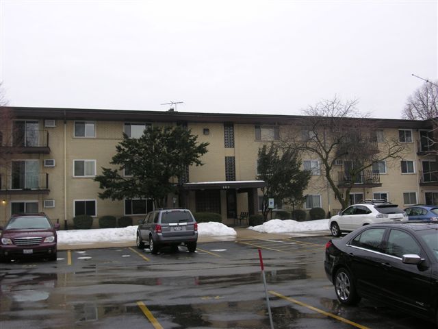 505 S Cleveland Avenue #302 Arlington Heights, Illinois 60005 - Image 1