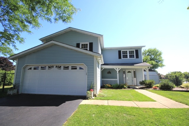 single family homes in carol stream il