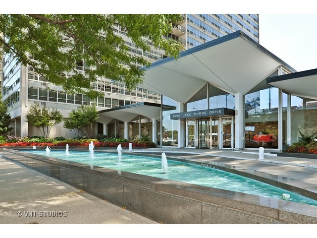 3550 N Lake Shore Drive #2601 Chicago, Illinois 60657 - Image 1