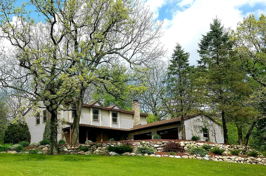 7552 Burr Oak Road Roscoe, IL 61073 MLS 09563406 properties