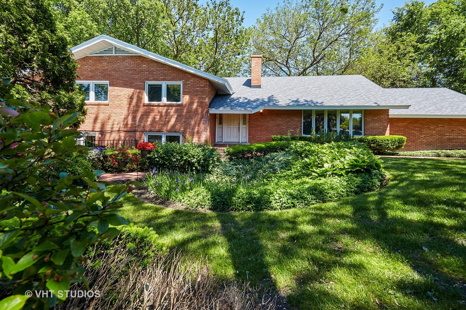 62 Golf Road Golf, IL 60029 MLS 09646582 properties