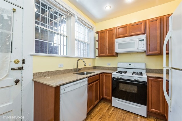 841 E 49th Street #2W Chicago, Illinois 60615 - Image 5