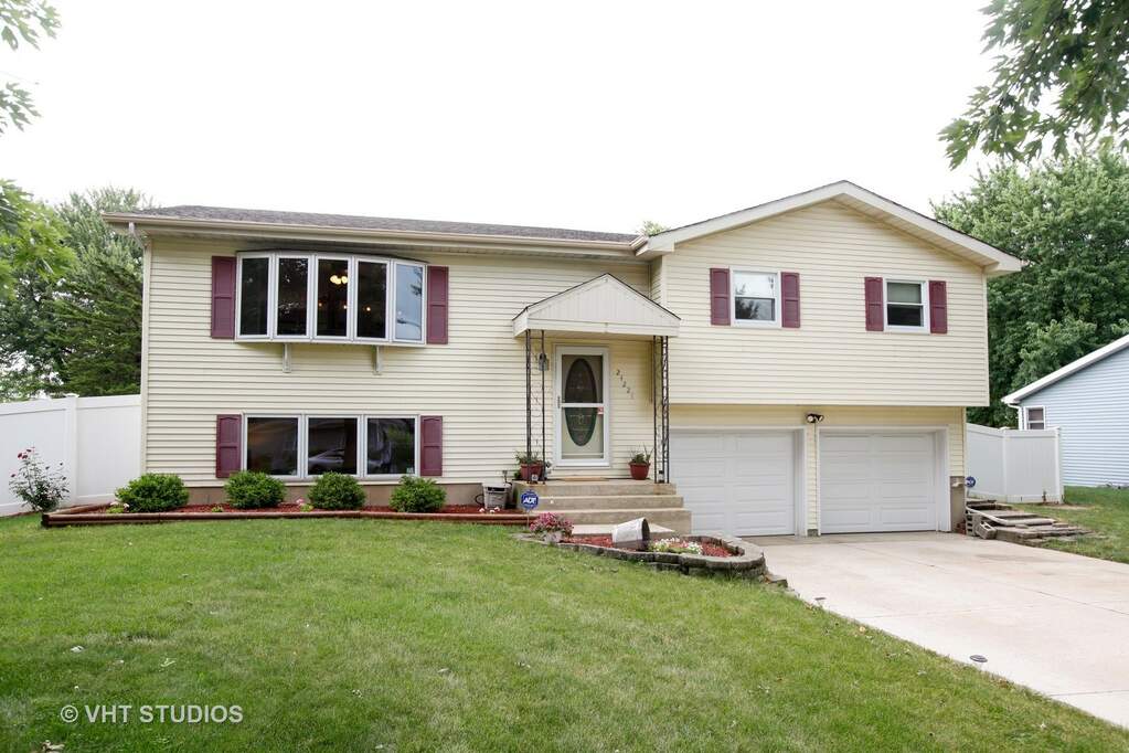 24221 S Edwin Drive Channahon, IL 60410 MLS 09702023 properties