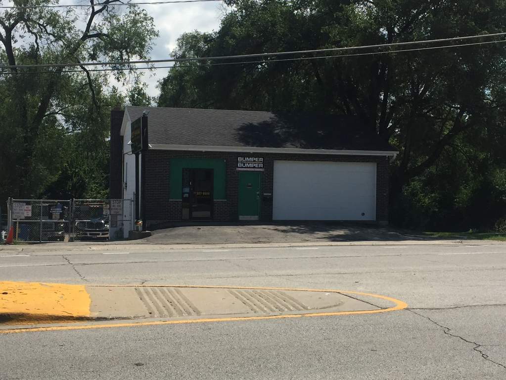 419 E Golf Road Des Plaines Il 60016 Mls 09712165 Properties