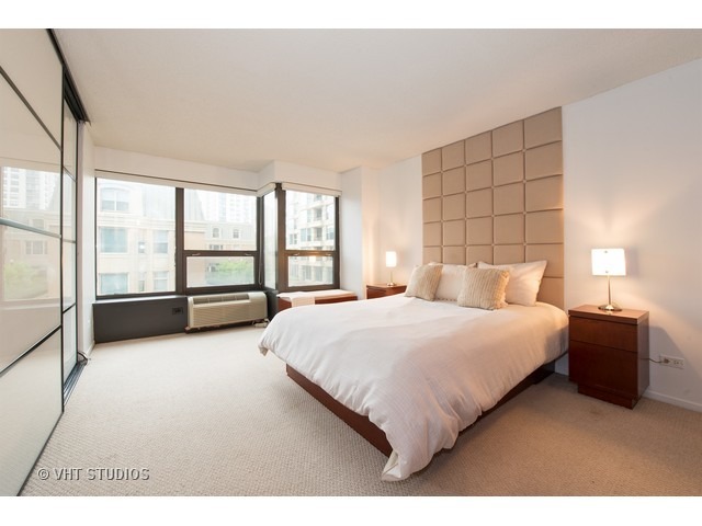 30 E Huron Street #1104 Chicago, Illinois 60611 - Image 7