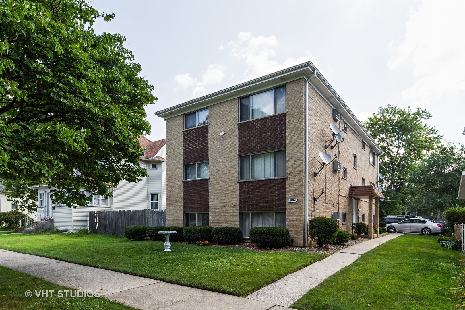 1605 S 3rd Avenue Maywood, IL 60153 MLS 09720611 properties