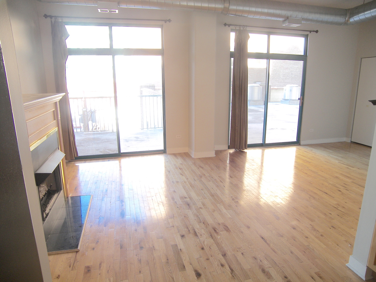 910 W Madison Street #401 Chicago, Illinois 60607 - Image 4