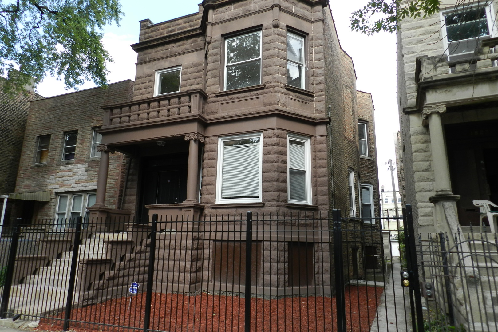 1821 S St. Louis Avenue Chicago, IL 60623 | MLS# 09738381 | @properties