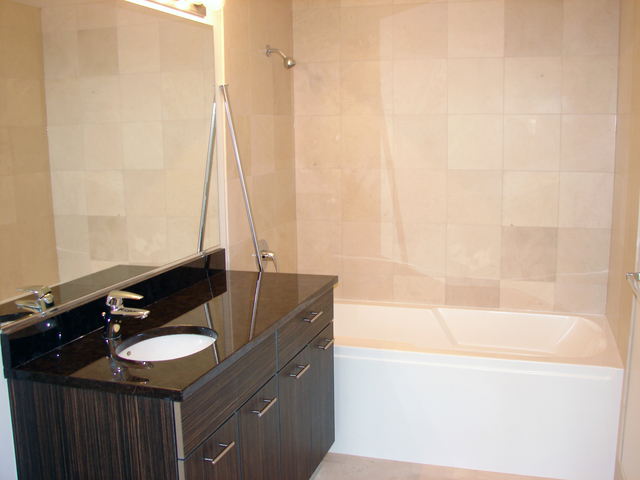 659 W Randolph Street #1601 Chicago, Illinois 60661 - Image 7