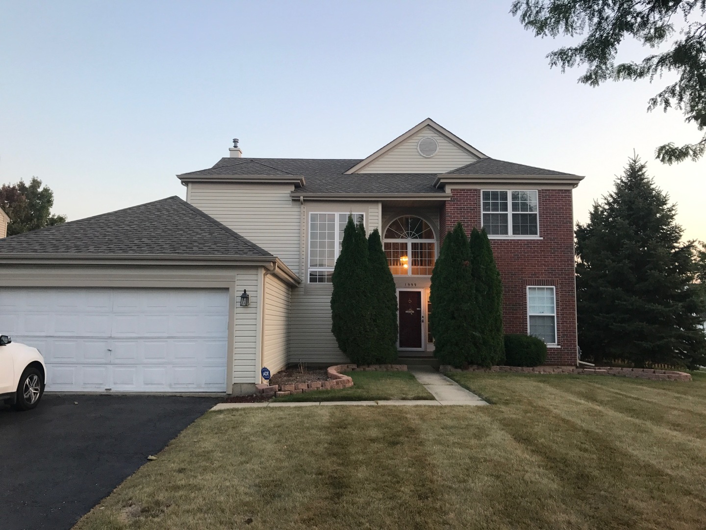 1999 Ridgemore Drive Bartlett, IL 60103 MLS 09746309 properties