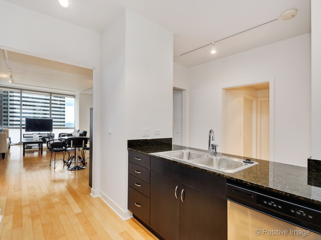 8 E Randolph Street #1902 Chicago, Illinois 60601 - Image 11