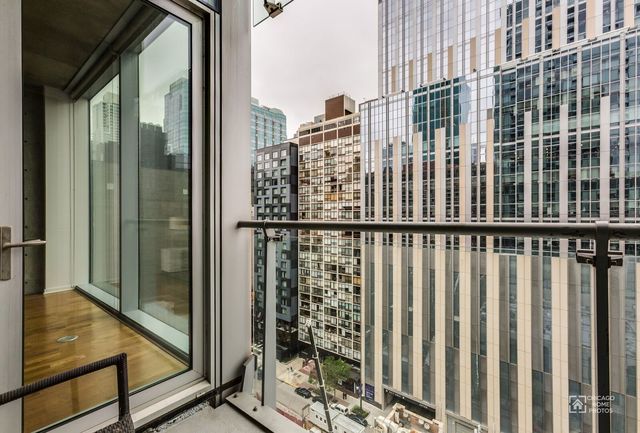 600 N Fairbanks Court #1604 Chicago, Illinois 60611 - Image 25