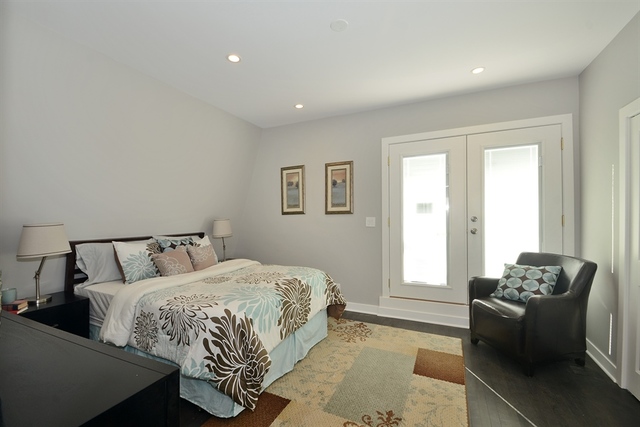 4146 N Central Park Avenue Chicago, Illinois 60618 - Image 12
