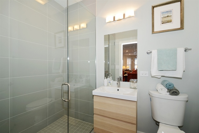 4146 N Central Park Avenue Chicago, Illinois 60618 - Image 16