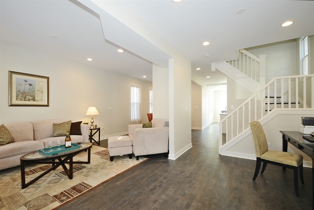 4146 N Central Park Avenue Chicago, Illinois 60618 - Image 2