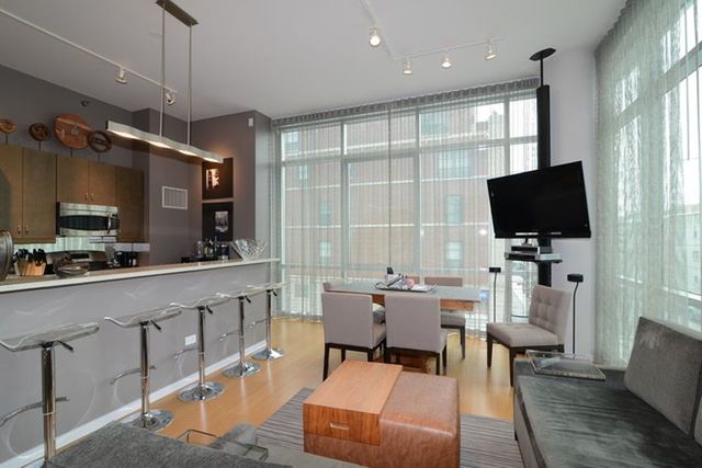 123 S Green Street #201B Chicago, Illinois 60607 - Image 2