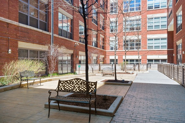 1735 N Paulina Street #402 Chicago, Illinois 60622 - Image 14