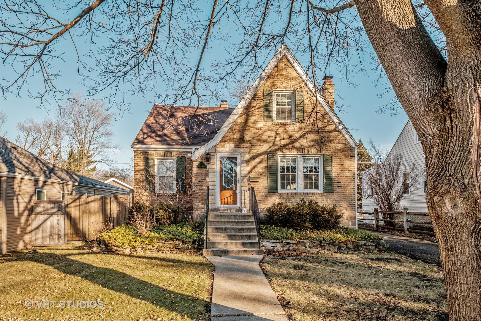 7112 Church Street Morton Grove, IL 60053 MLS 09818730 properties