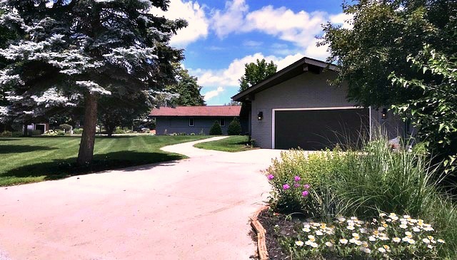 514 Gh Baker Drive Urbana, Illinois 61801 - Image 3