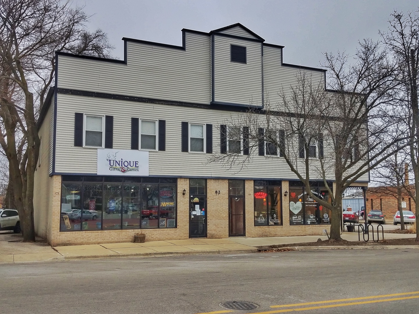 82 Center Street Grayslake, IL 60030 MLS 09851102 properties